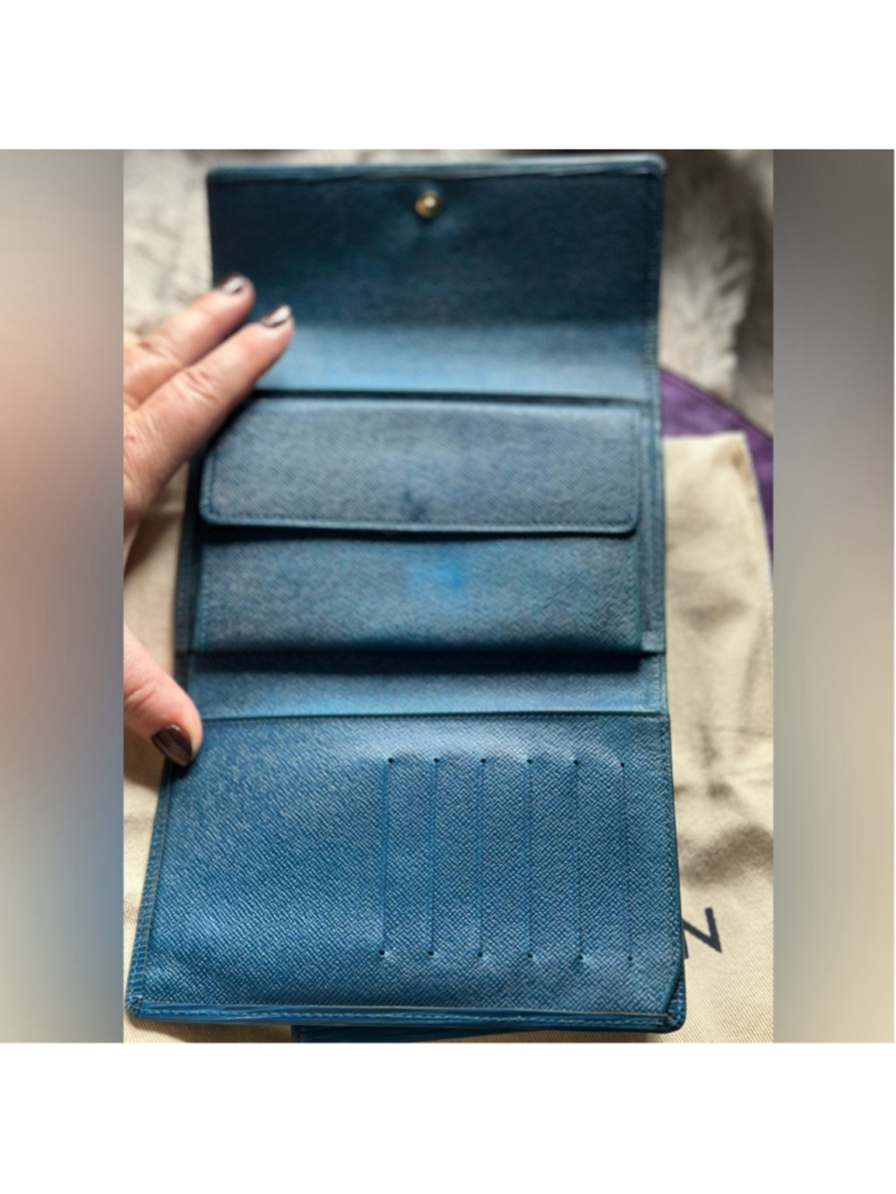Louis Vuitton Blue Epi Leather Wallet & Key Holder Set with Box and Dustbag - Picture 3 of 14